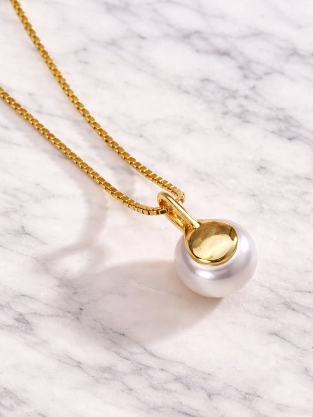 "The Newporter" Freshwater Pearl Necklace (gold or silver) - Picture 2 of 5